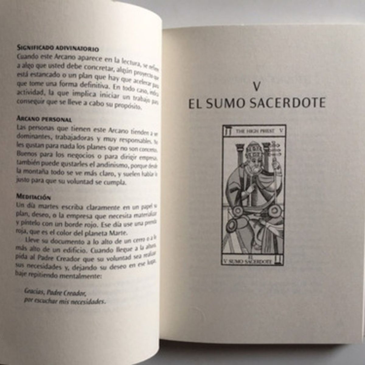 TOP10BOOKS - LIBRO Tarot Un Viaje Iluminador Para Conocerse A Si Mismo