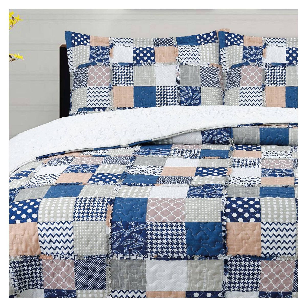 CHANTILLY - Cubrecama ruffle sherpa patch