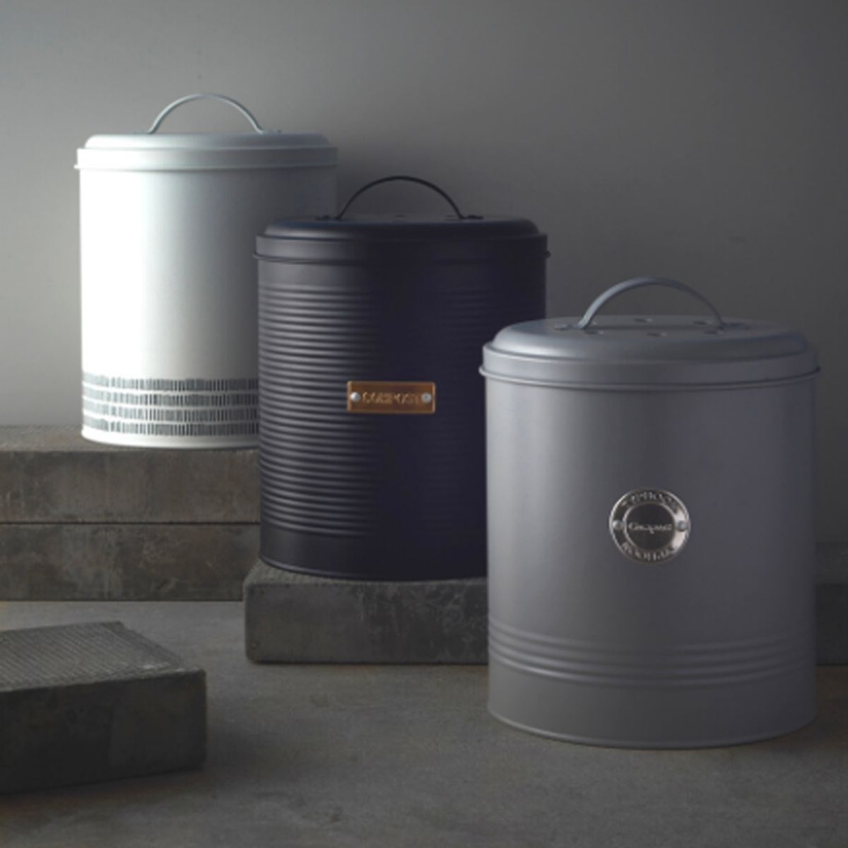 TYPHOON - Contenedor Compost Negro.