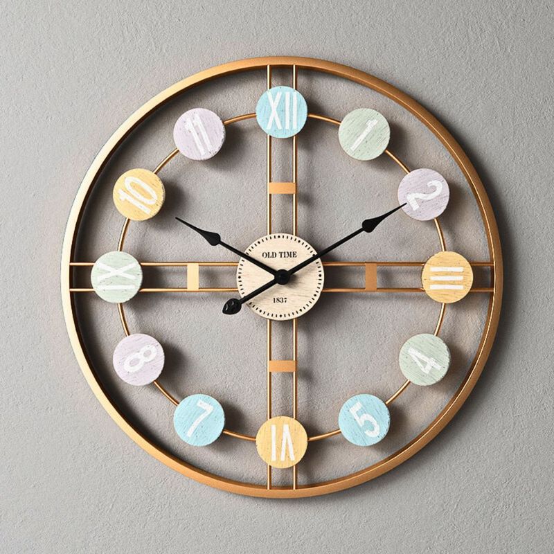BOHEMIK - Reloj Mural Dorado Con Números Multicolor.
