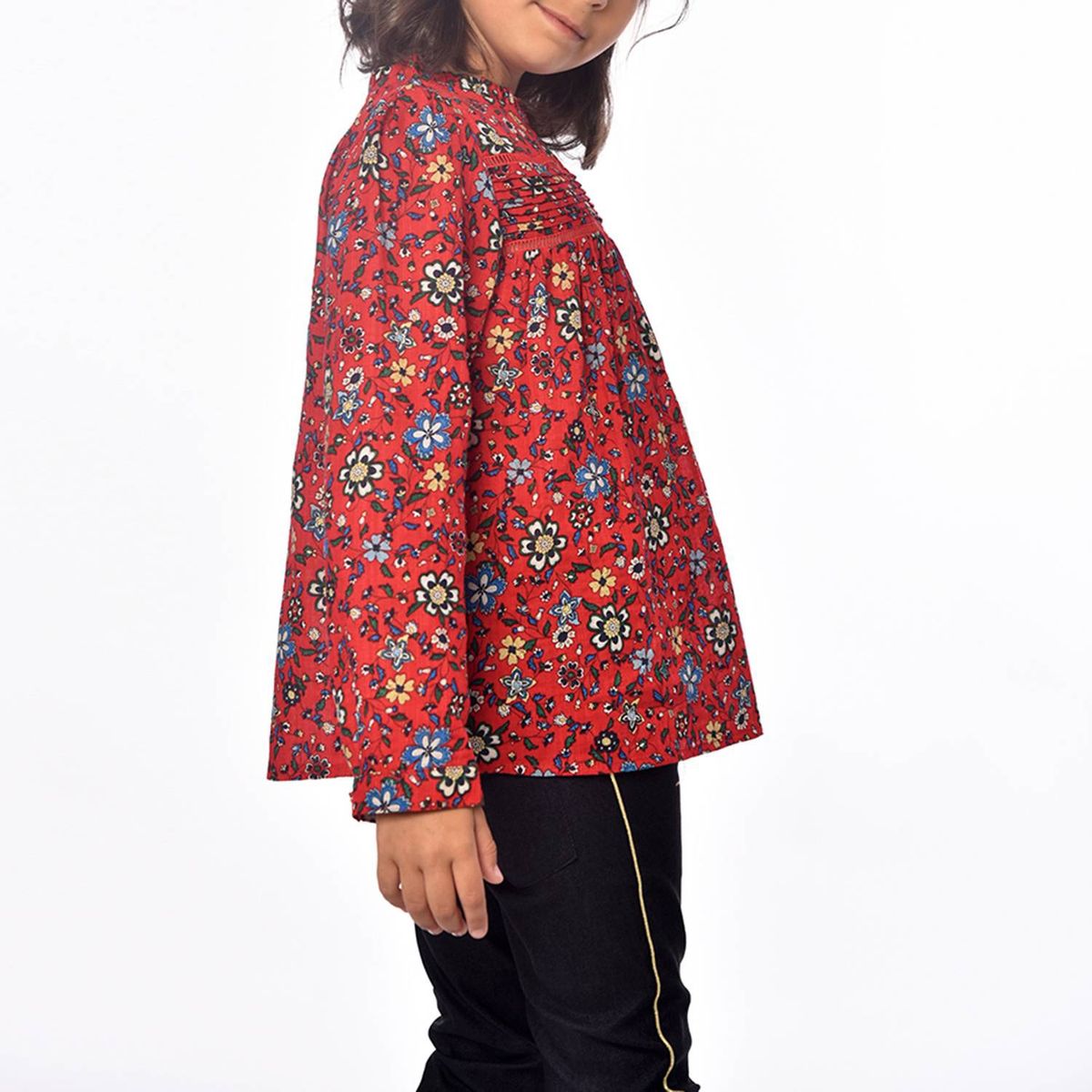 LINO - Blusa estampada con tablitas en peto