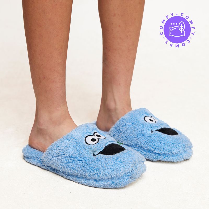 PLAZA SESAMO - Pantufla Slide Mujer Funny Face Celeste Sesamo