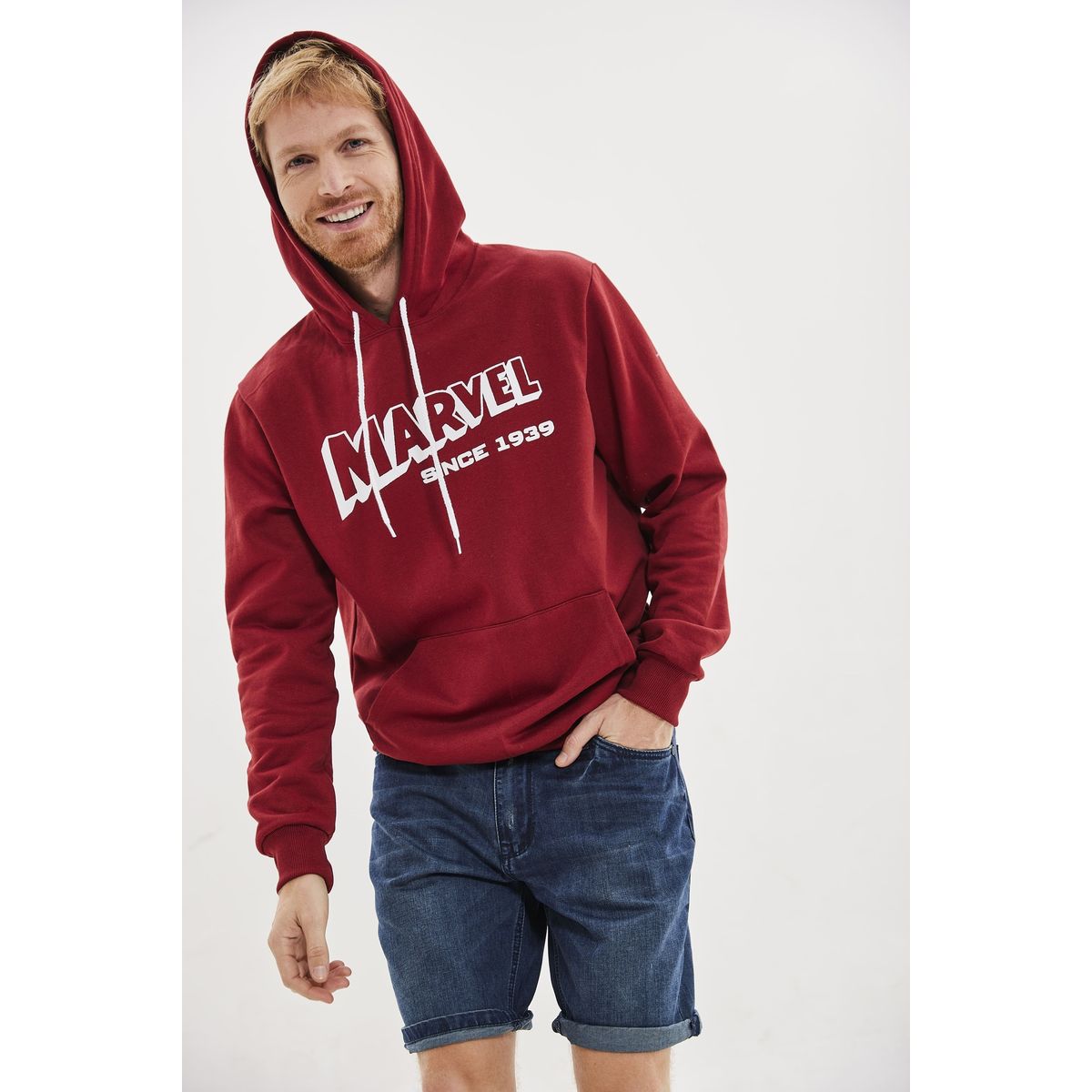 MARVEL - Poleron hombre burdeo marvel