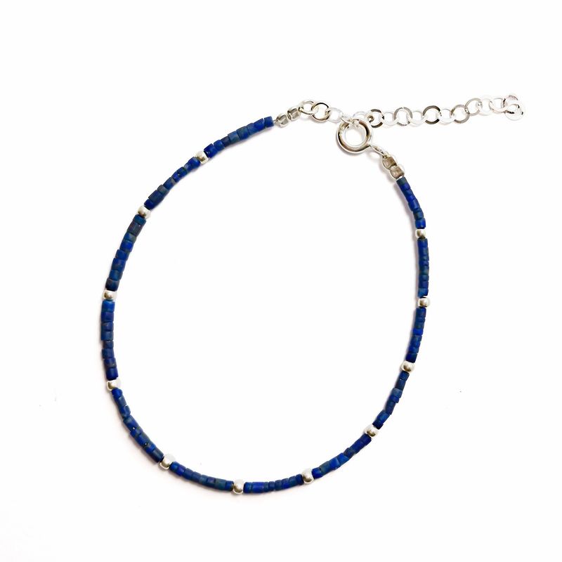 ANDREA COGGIOLA JOYAS - Pulsera Mostacilla Lapislázuli Plata Fina 925