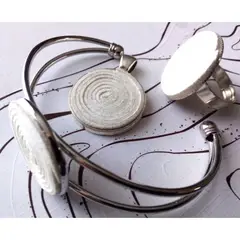 CATHALIFAUDJOYAS - Conjunto tres piezas gamuza