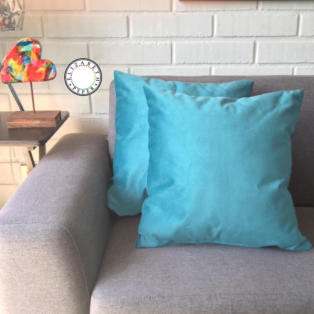 ELIZABETH PEPER - FUNDA COJIN DECORATIVO DISEÑO TURQUESA SUAVE 50x50.