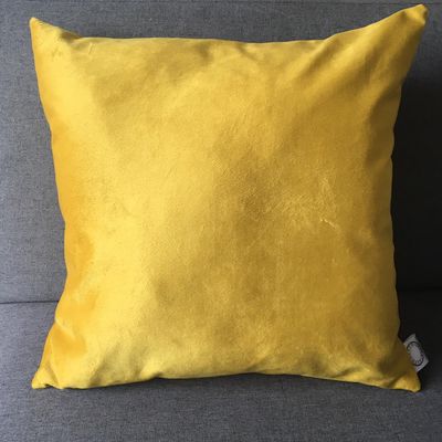 Imagen 2 del producto FUNDA COJIN DECORATIVO DISEÑO AMARILLO 50x50.