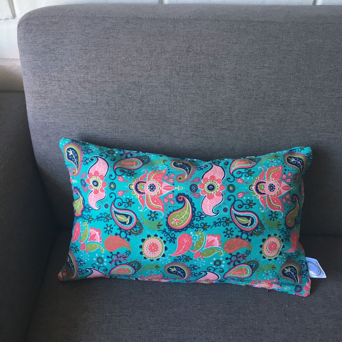 ELIZABETH PEPER - FUNDA COJIN DECORATIVO DISEÑO TURQUESA Y ROSA 50X30.