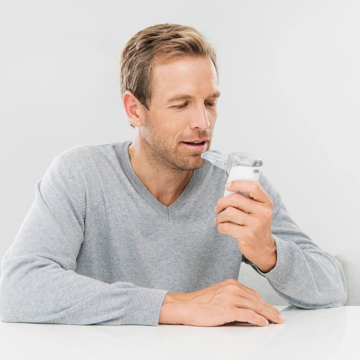 BEURER - Nebulizador Portátil Mesch, autolimpieza IH-55