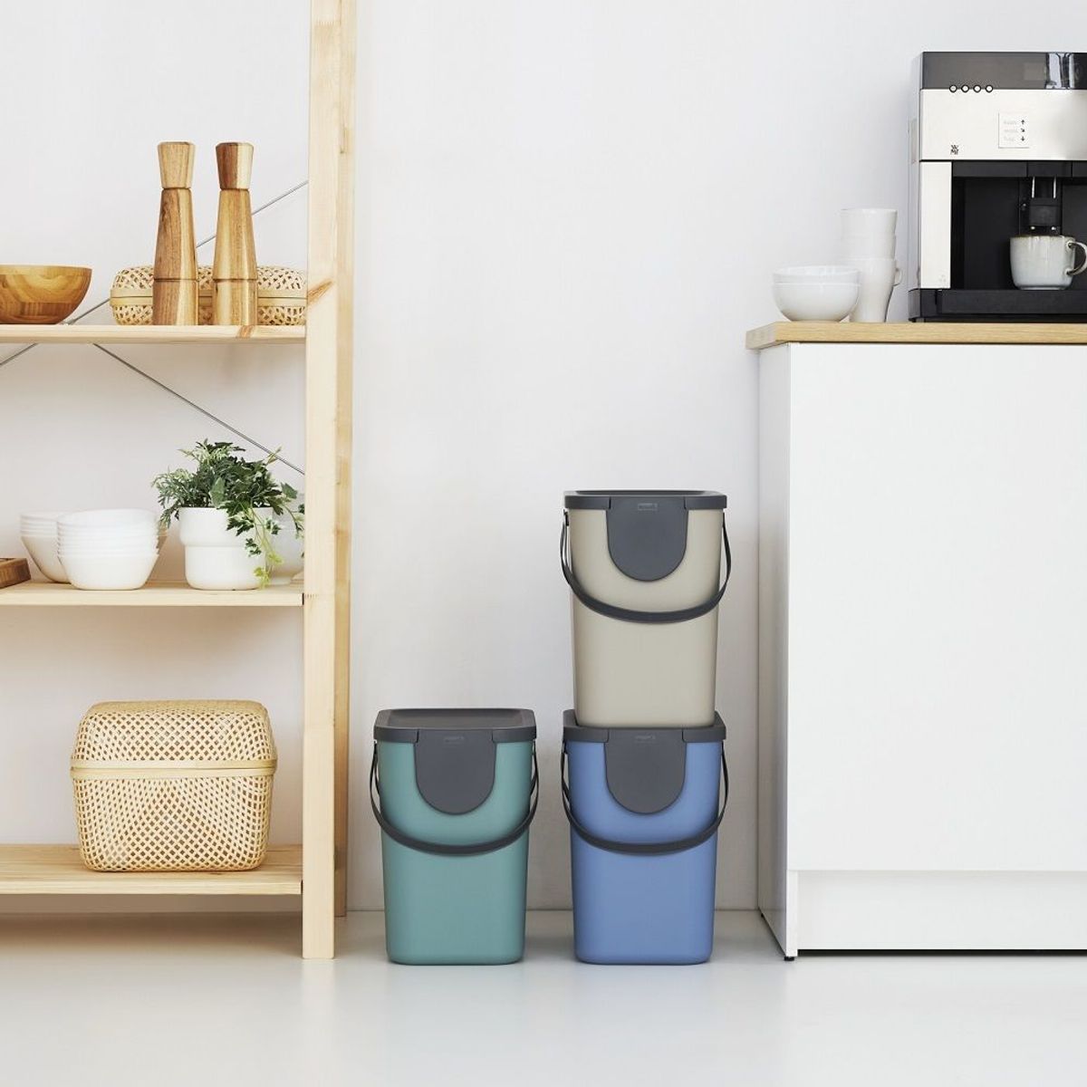 HBT - Basurero Albula 25 lts 2 Asas ROTHO Capuccino