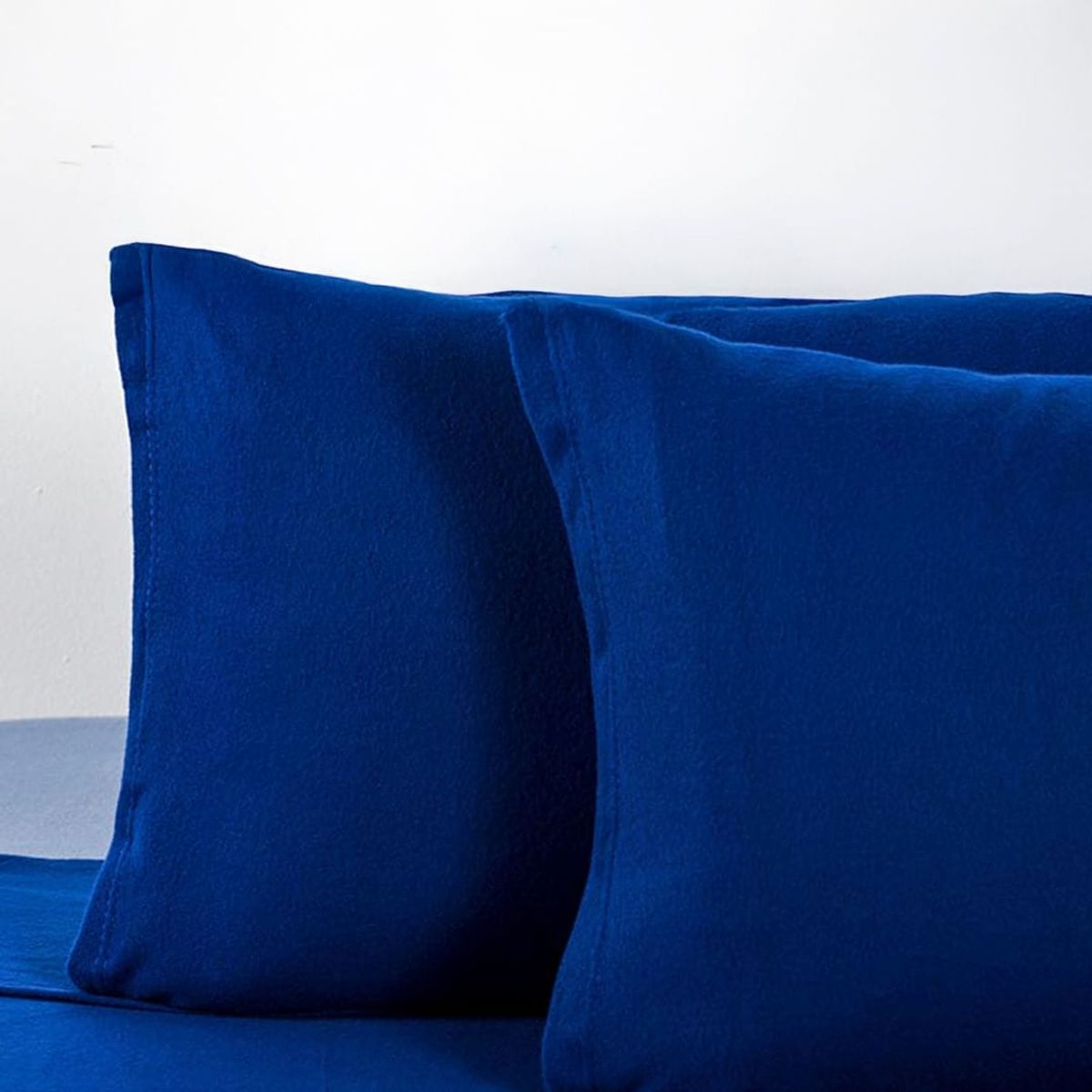 BJ HOGAR - SABANA POLAR COLOR AZUL MARINO KING