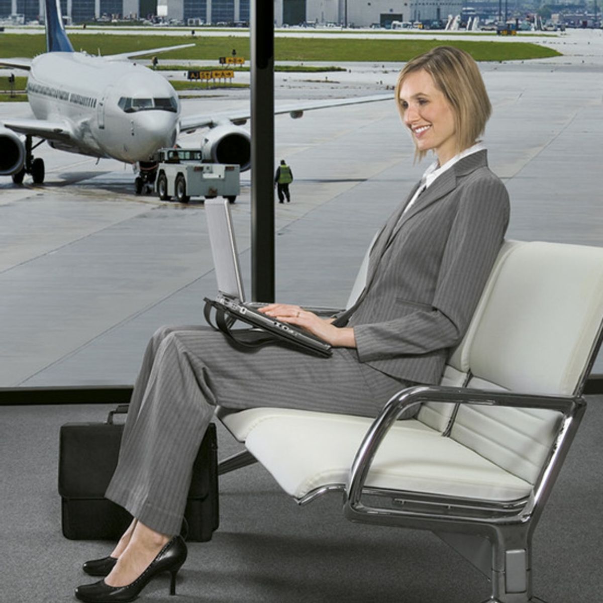 FELLOWES - Soporte para Laptop / Notebook plegable FELLOWES