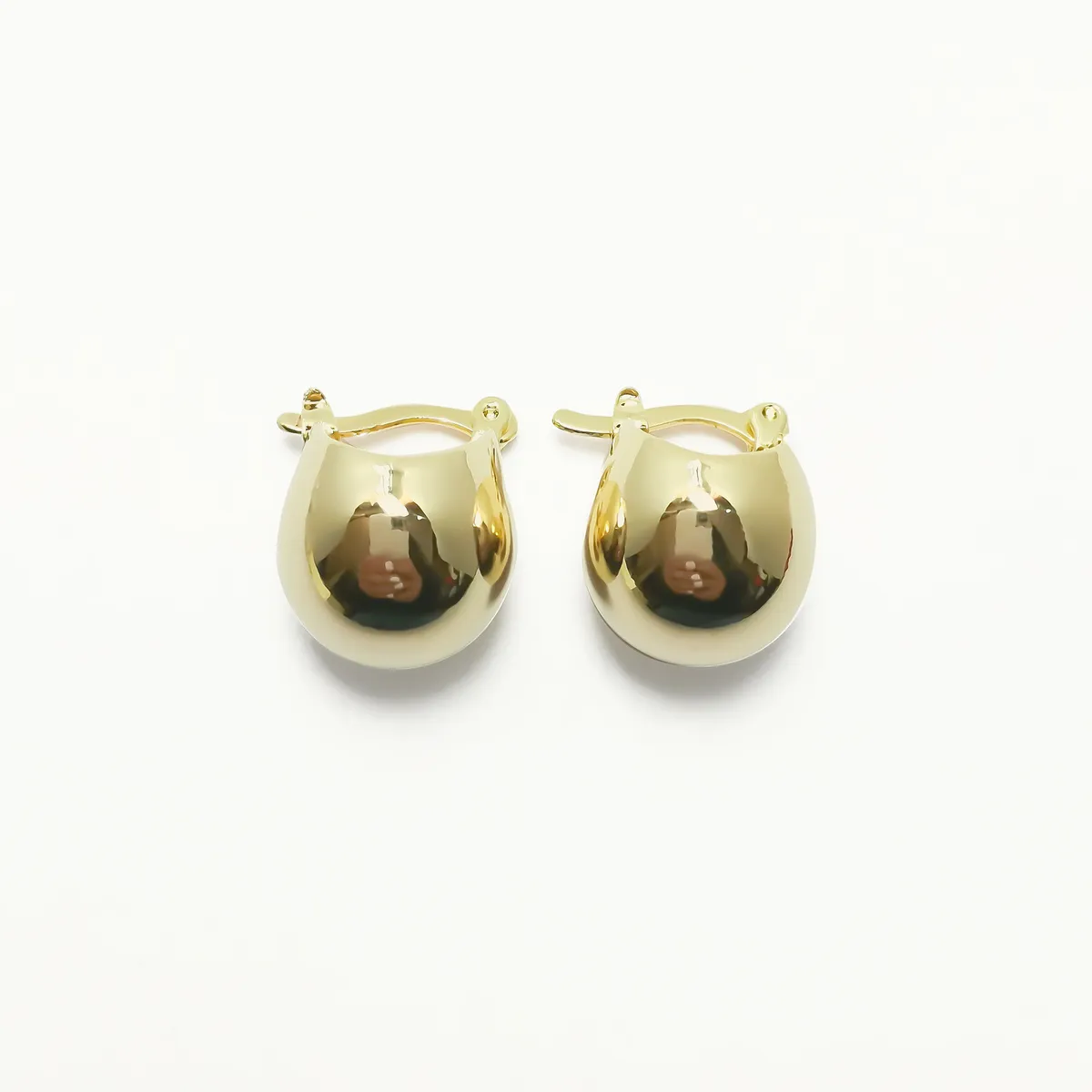 COGGIOLA - Aros Argolla Lisa Bombé Enchapado Oro 18K
