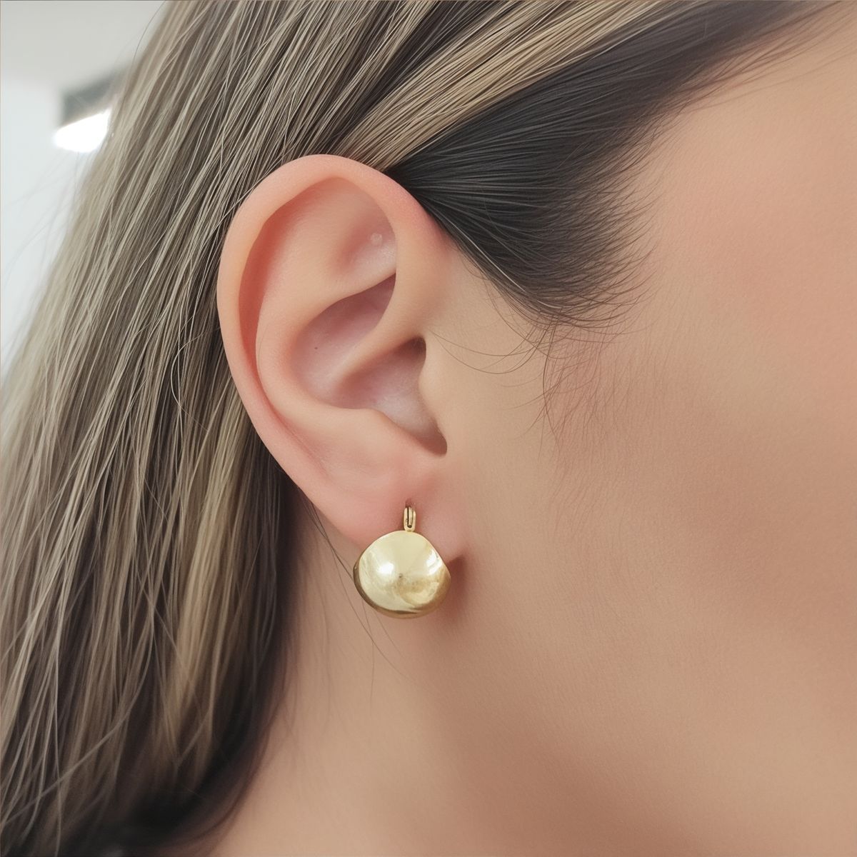 COGGIOLA - Aros Argolla Lisa Bombé Enchapado Oro 18K