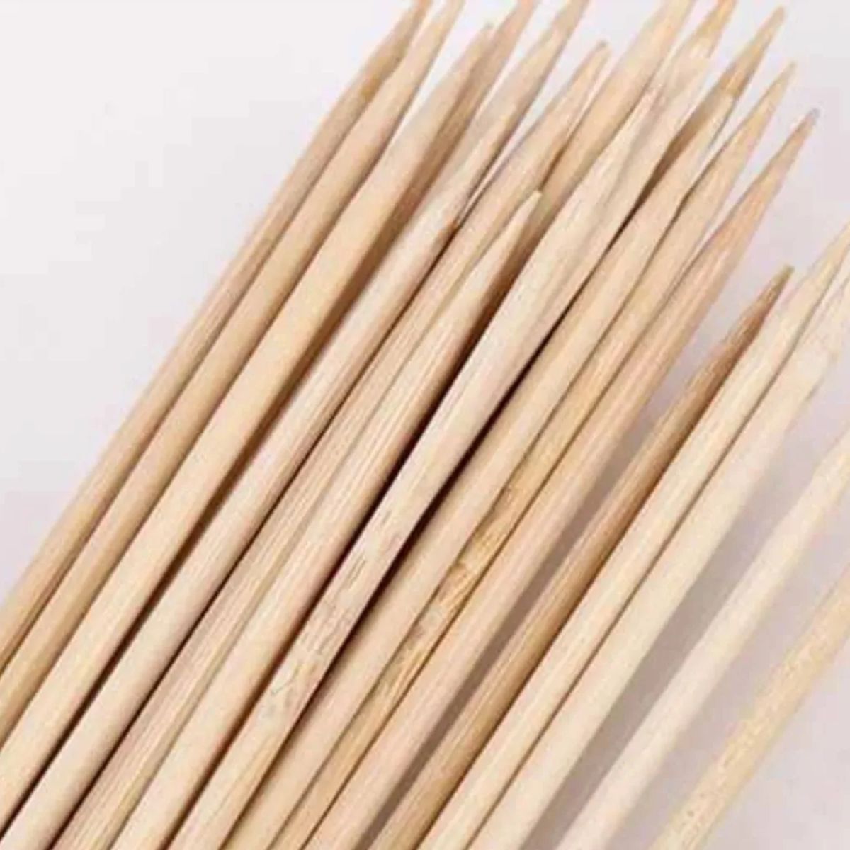 Palo Brochetas Bambú Palillos Anticuchos 50 Unidades 40 Cm 5 mm, marca GENERICO - Foto 2