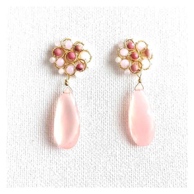 LILY JOYAS - Aros Gotas Naturales de Cuarzo Rosado y Piedras Mix