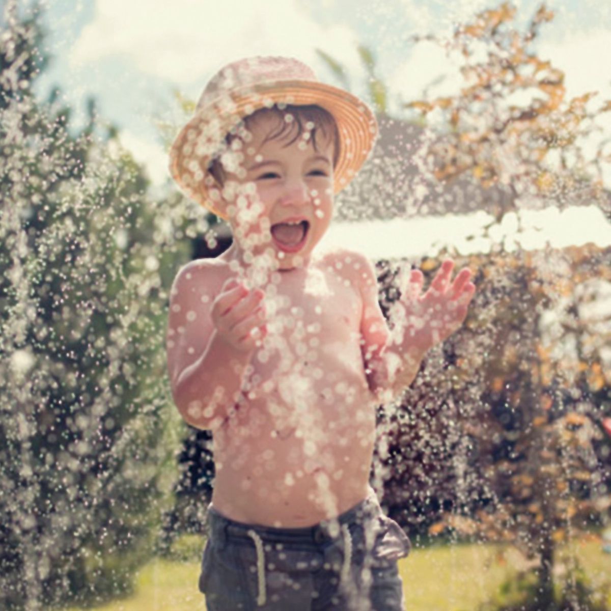 GLOWUP - Juego De Agua Para Cama Elástica Y Jardín Glowup 4,27 Mt.