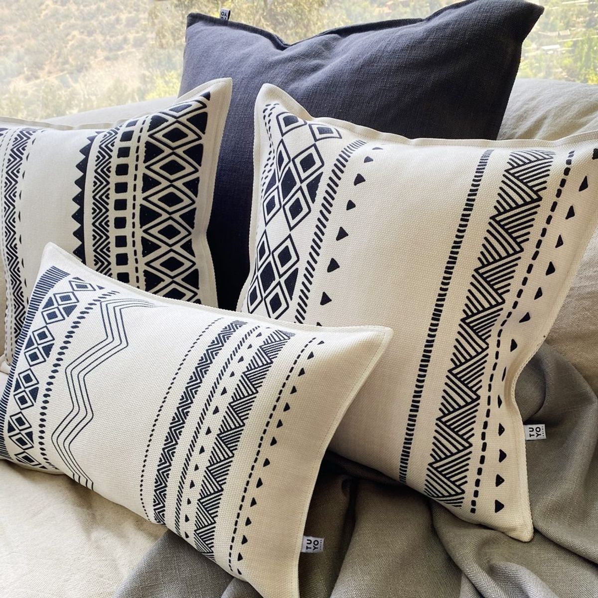 TUYO PRINT - Cojín Origen 2 45x45