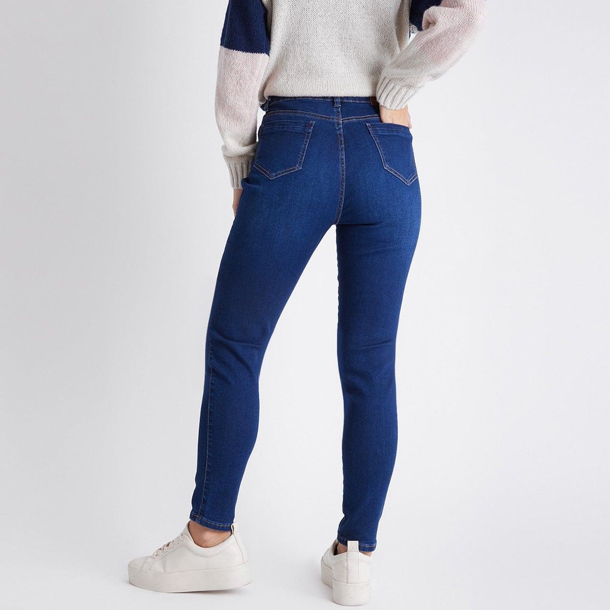 CURVI - Jeans Pitillo 5 Bolsillos Con Roturas Mujer Curvi