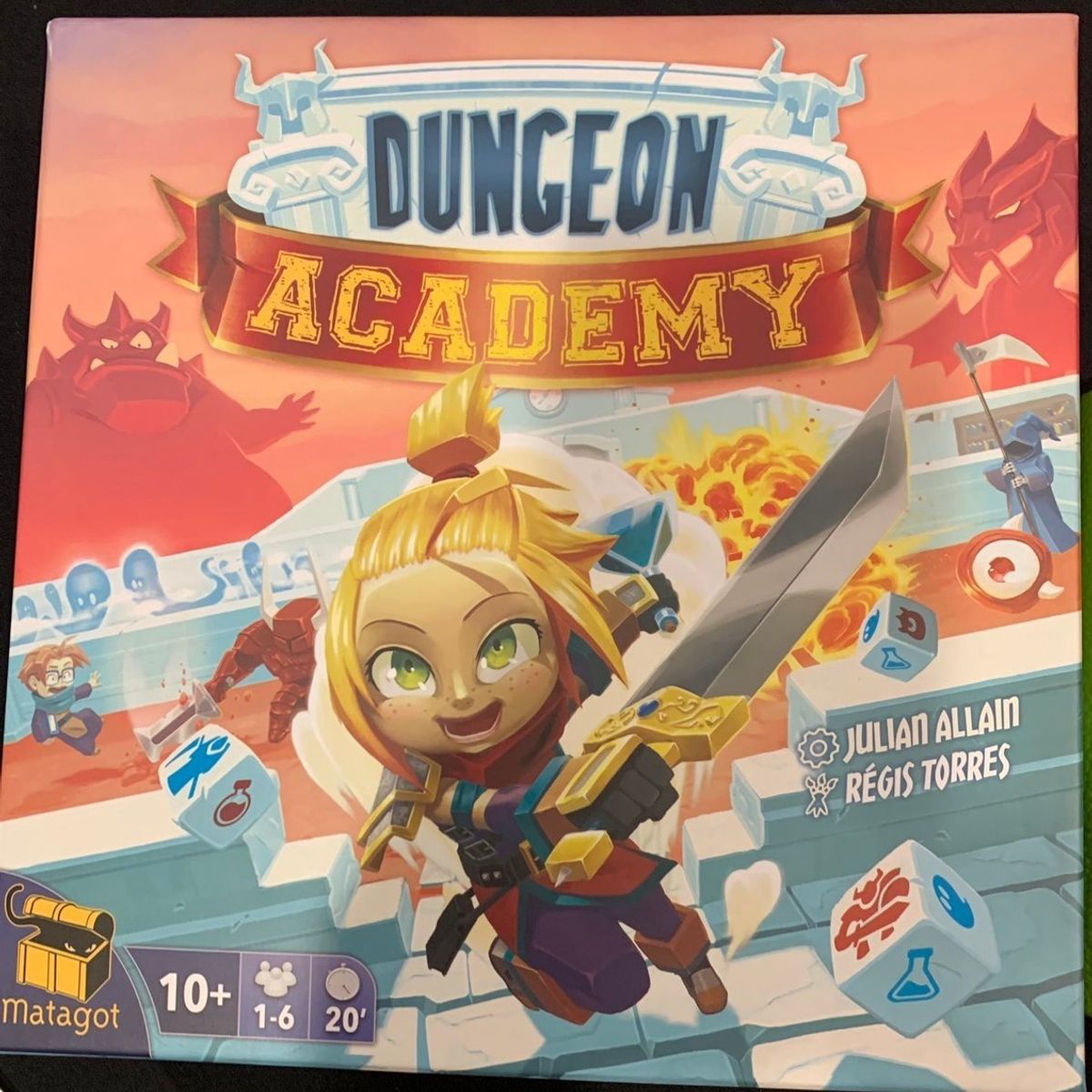 TOP10BOOKS - JUEGO Dungeon Academy - Dungeon Academy