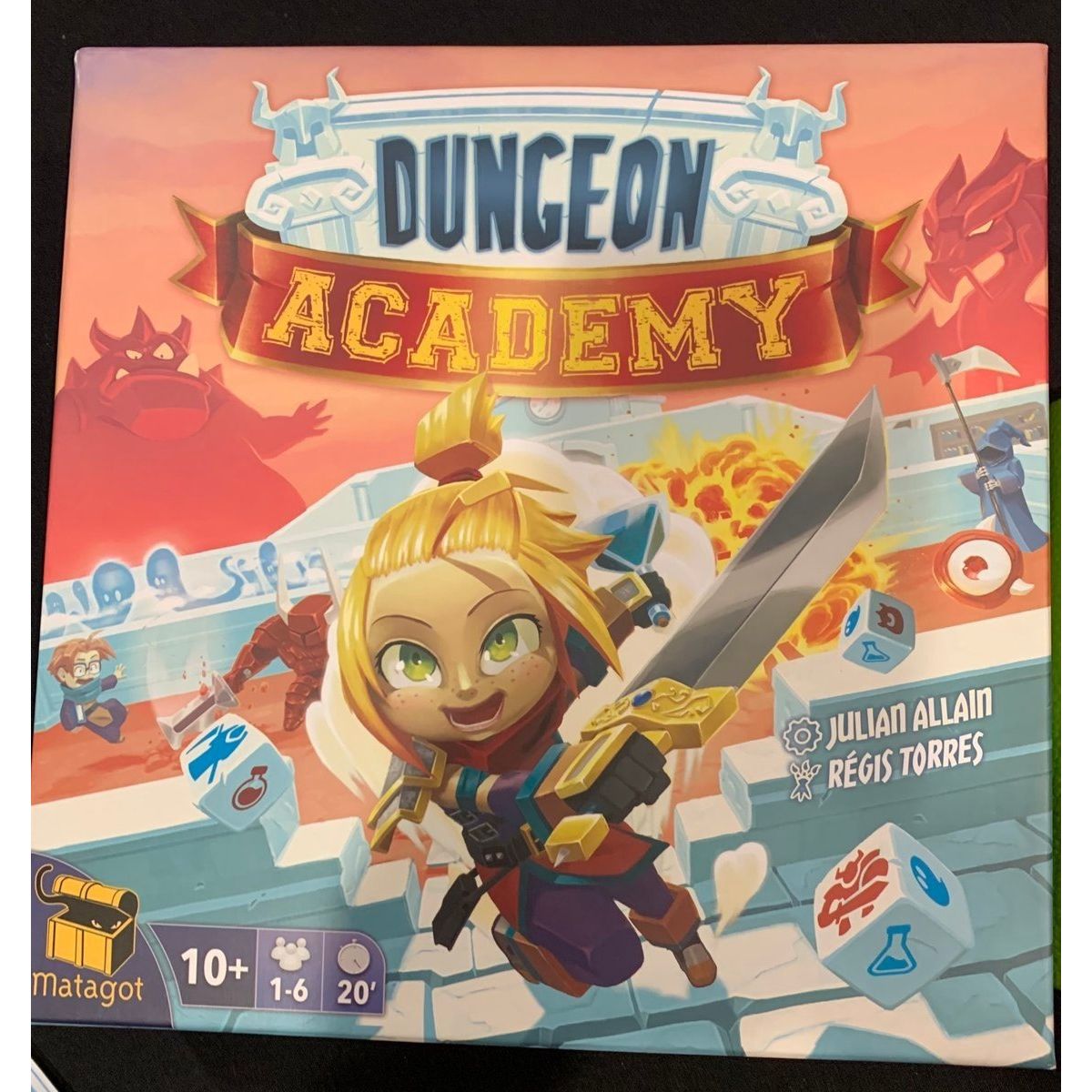 TOP10BOOKS - JUEGO Dungeon Academy - Dungeon Academy
