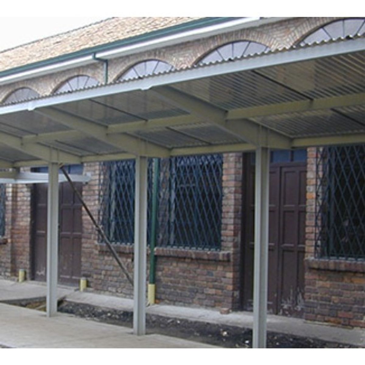 DVP - Policarbonato Ondulado 0,81x2,0mts 0,7mm Bronce Dvp