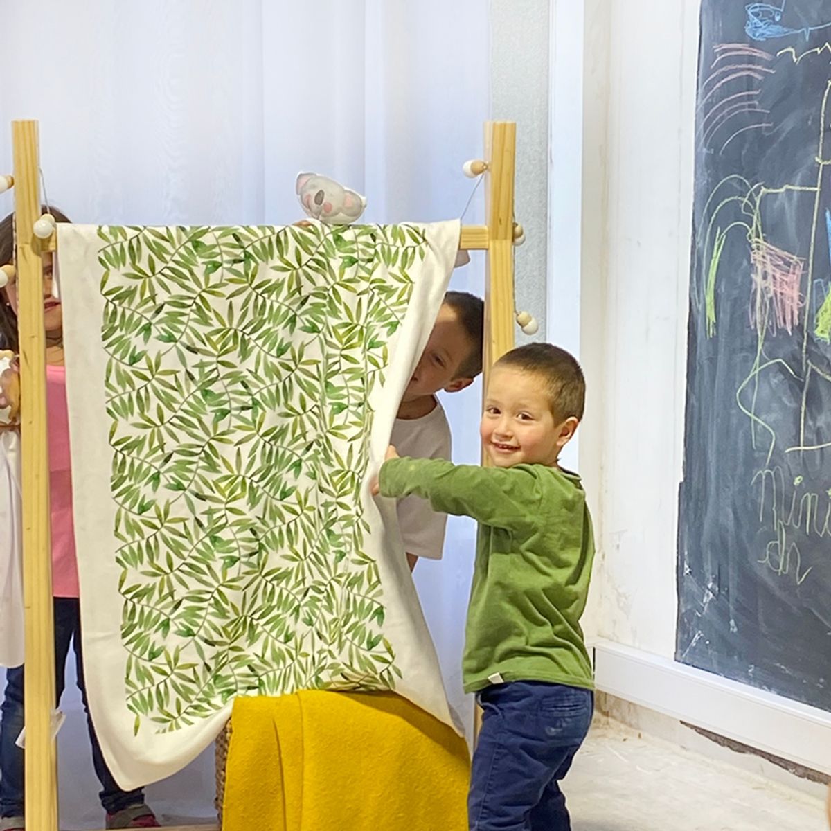 TUYO PRINT - Manta Polar Tuyo Print Hojitas