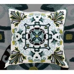 GENERICO - COJÍN BORDADO 45 CM X 45 CM MANDALA TURQUESA