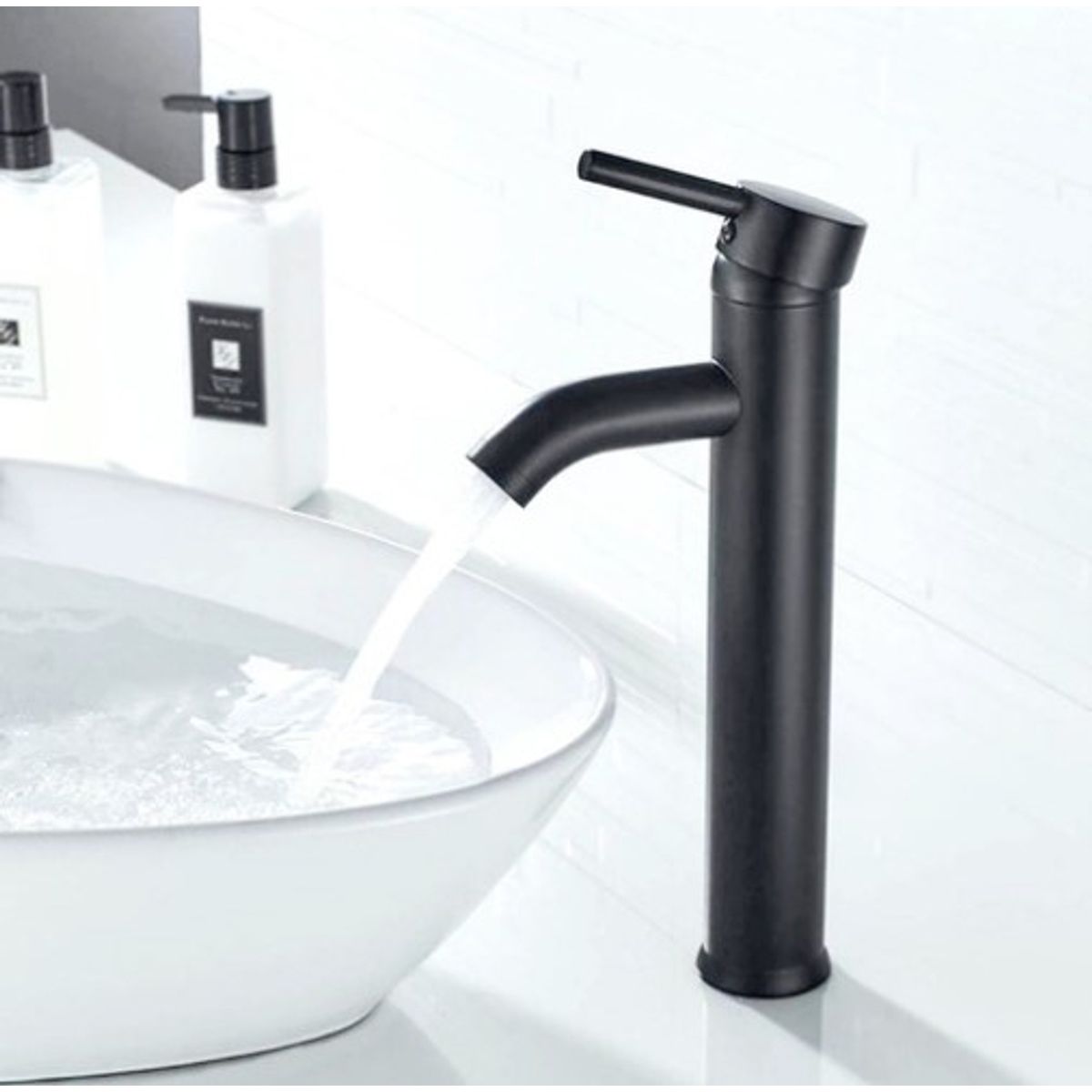 MODERN SPACE - Llave Monomando Alta Negra Para Lavamanos Sobre Poner