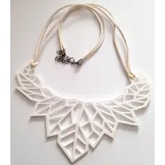 CATHALIFAUDJOYAS - Collar 3d hojas