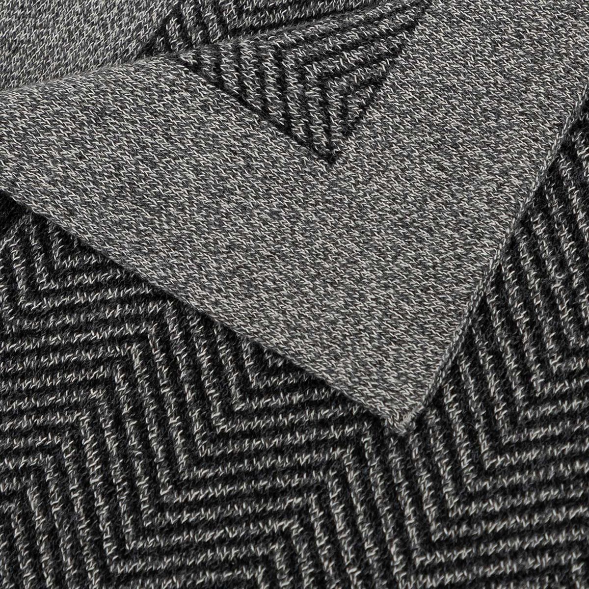 NINA HERRERA - Manta Tejida Chevron Negro 130x170cm