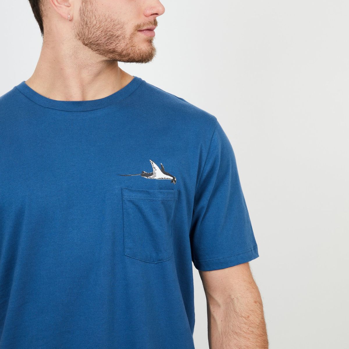 KANO - Polera Mantarraya Manga Corta