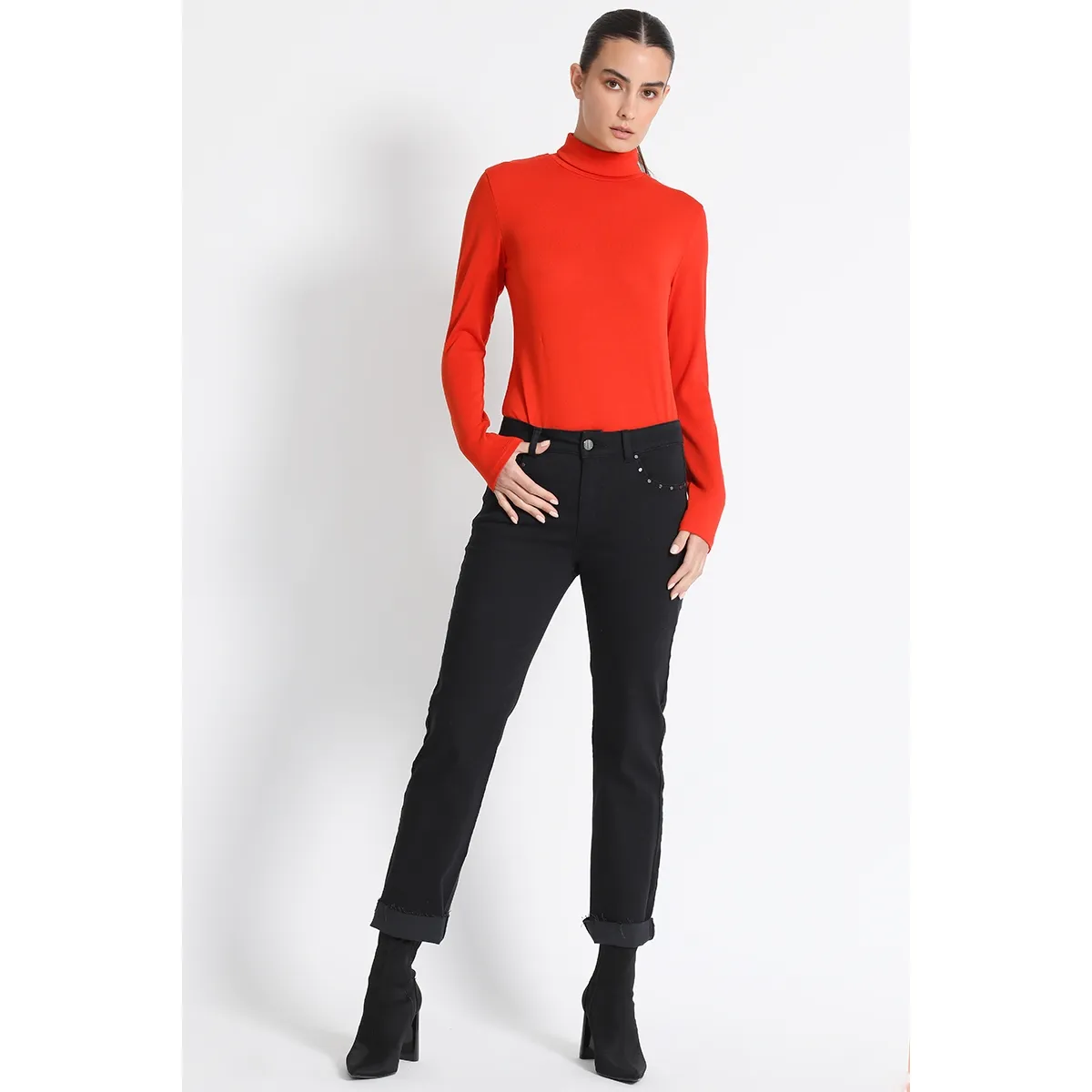 LIOLA - Jeans Recto Tachas Negro Liola