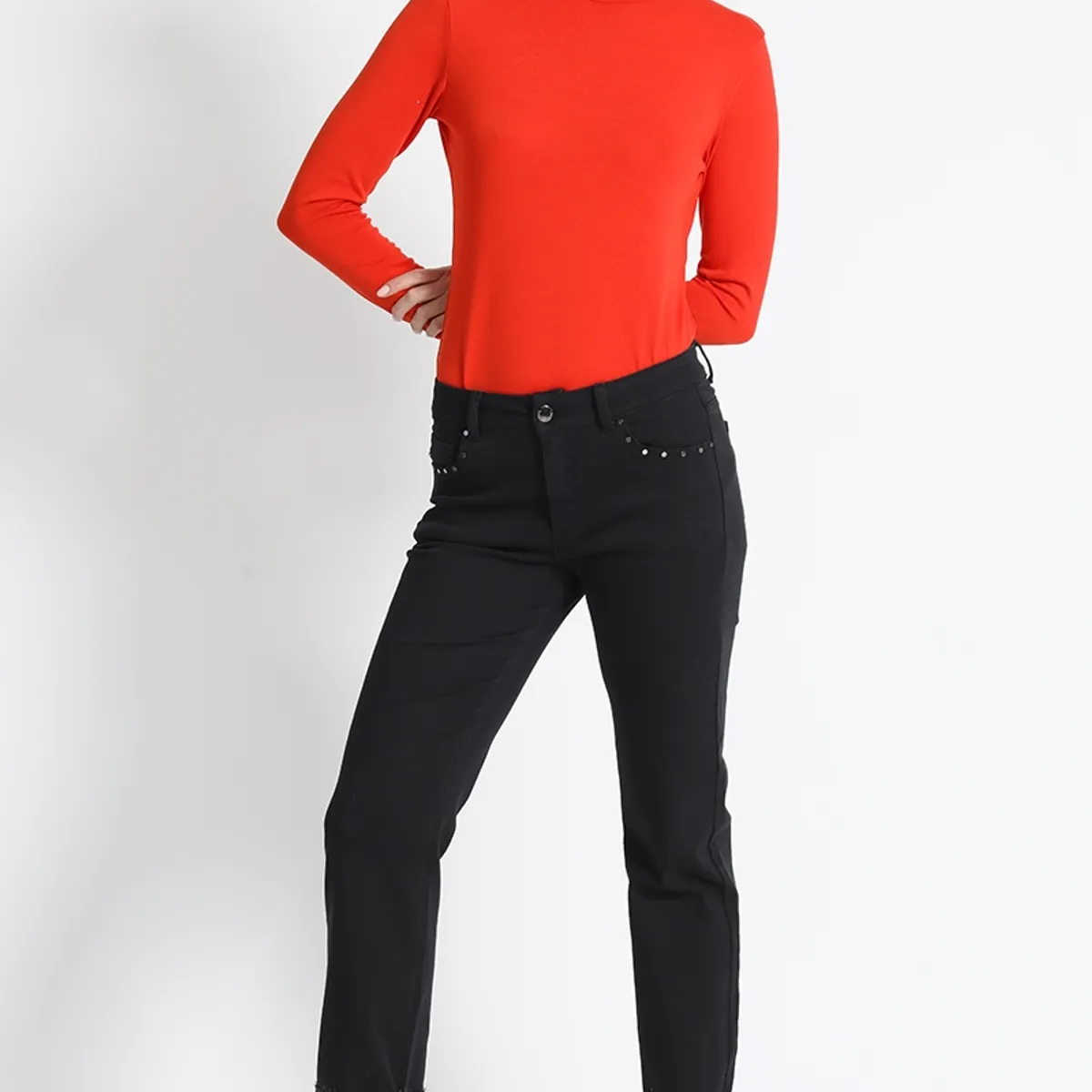 LIOLA - Jeans Recto Tachas Negro Liola