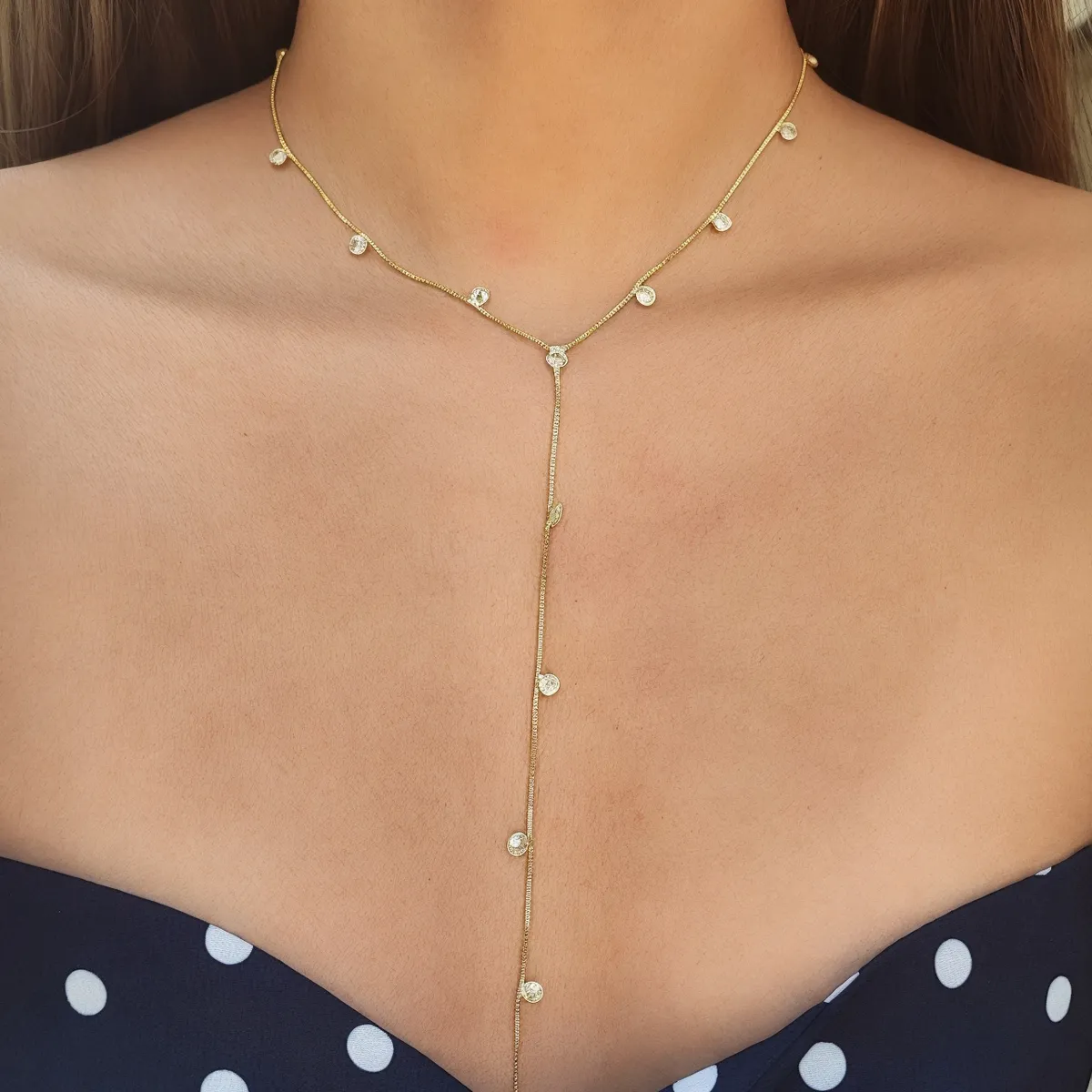 COGGIOLA - Collar Corbatero 16 Circones Blancos Enchapado Oro 18K