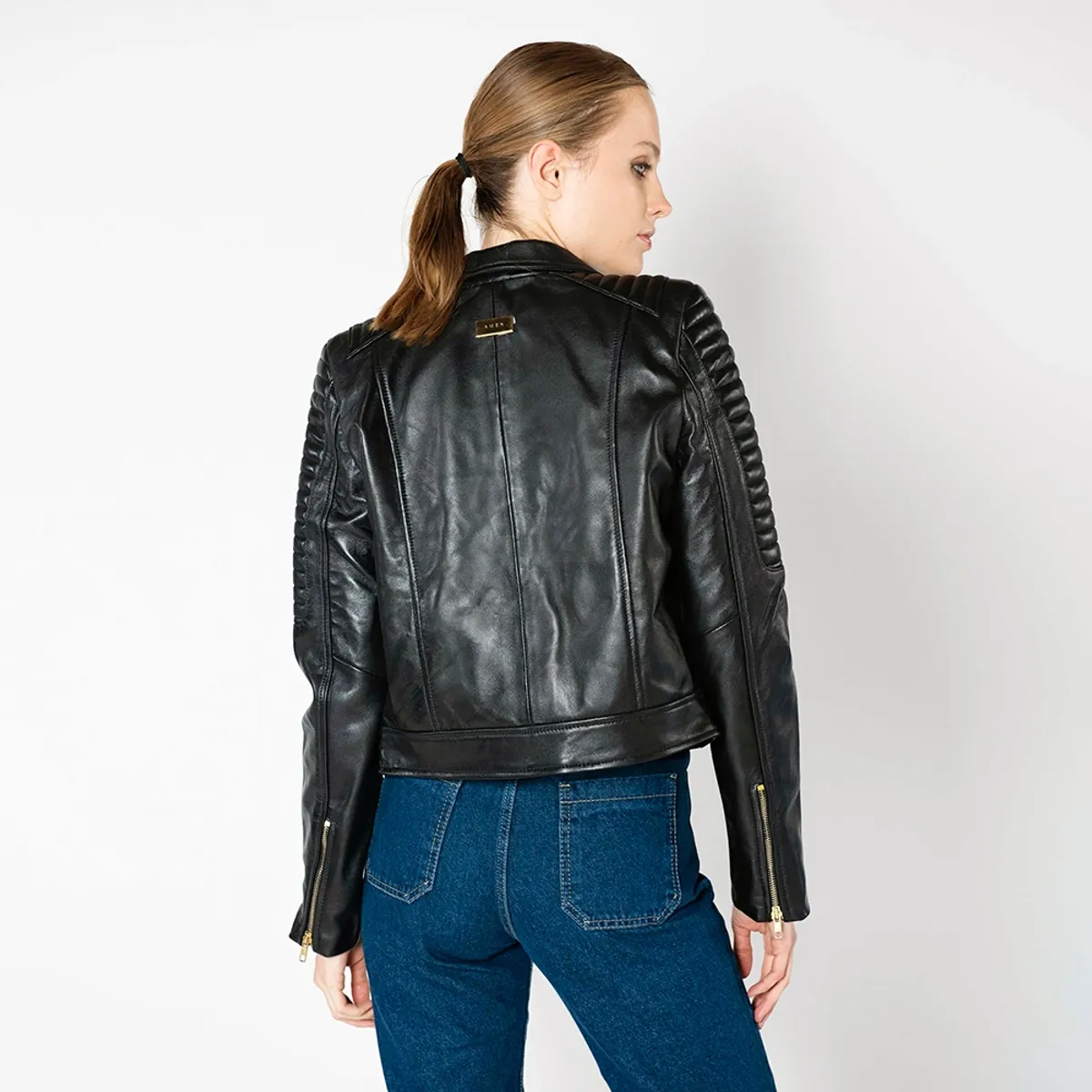 AMEN LEATHER - Mom Jeans Lou Clásico Azul Amen