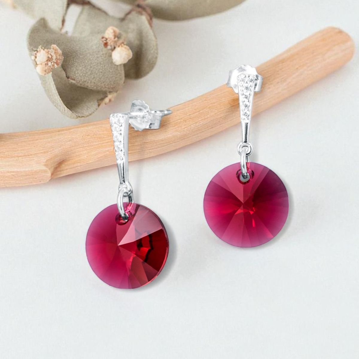 JOYAS MONTERO - Aros Paris Plata 925 creado con cristales de Swarovski® Scarlet