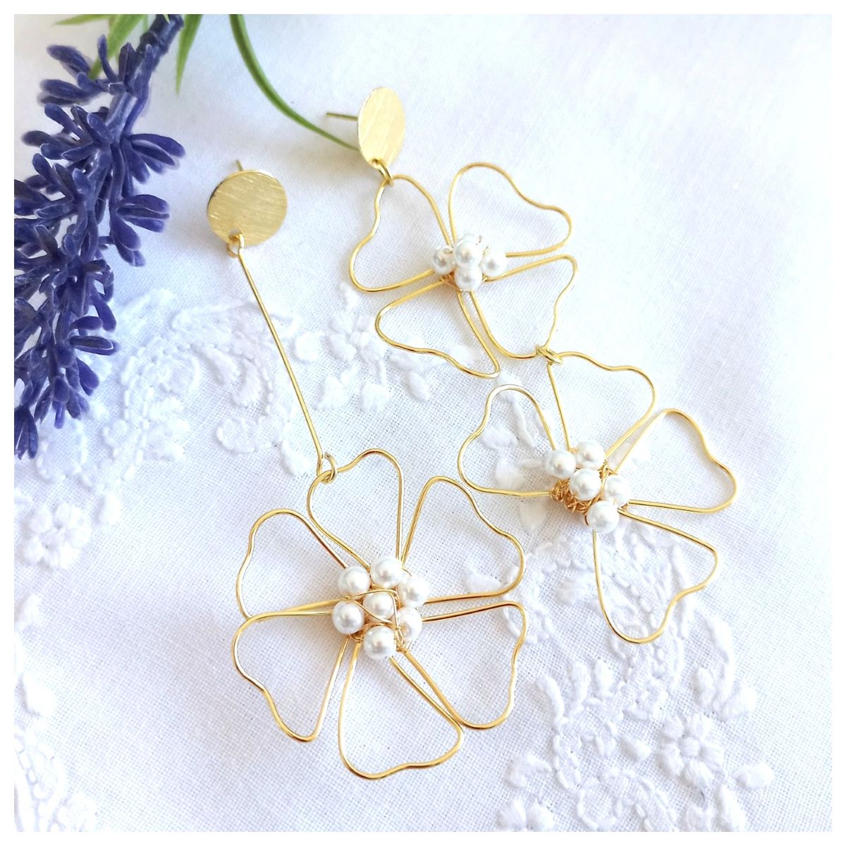 LILY JOYAS - Aros Flor Con Perlas