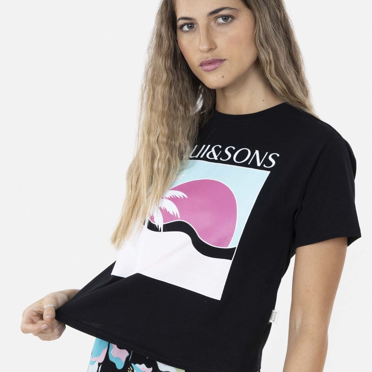 MAUI AND SONS - Polera PALM BEACH Mujer Negro Maui and Sons