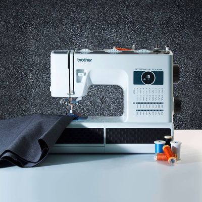 Imagen 2 del producto MAQUINA DE COSER ST371HD JEANS