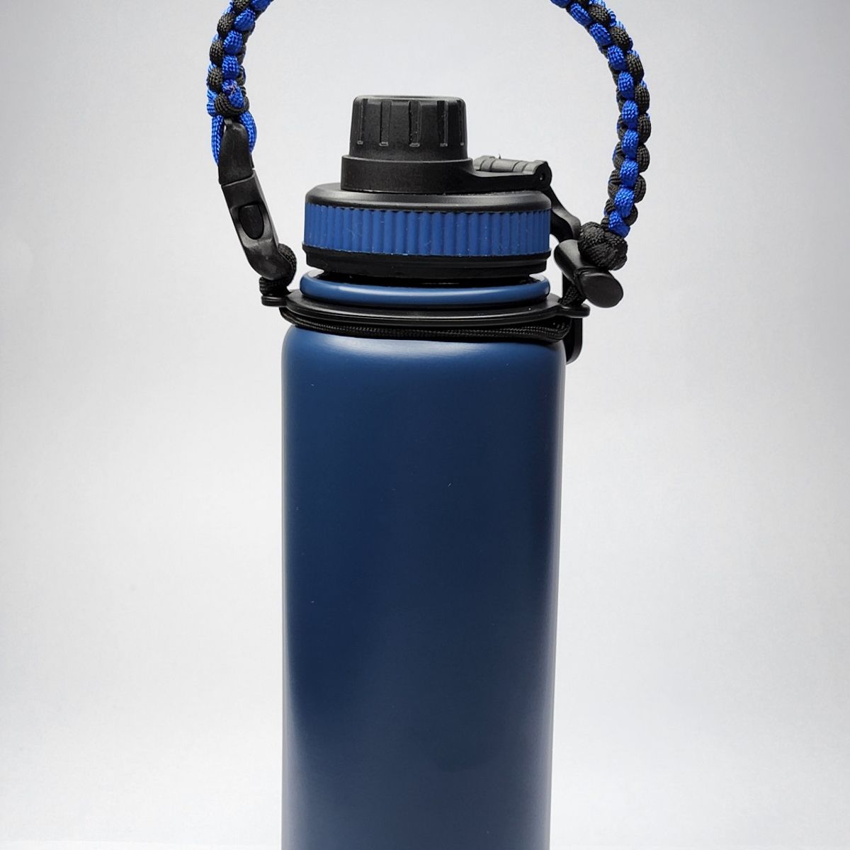 GENERICO - Botella de agua Insulada con mango de cuerda Paracord