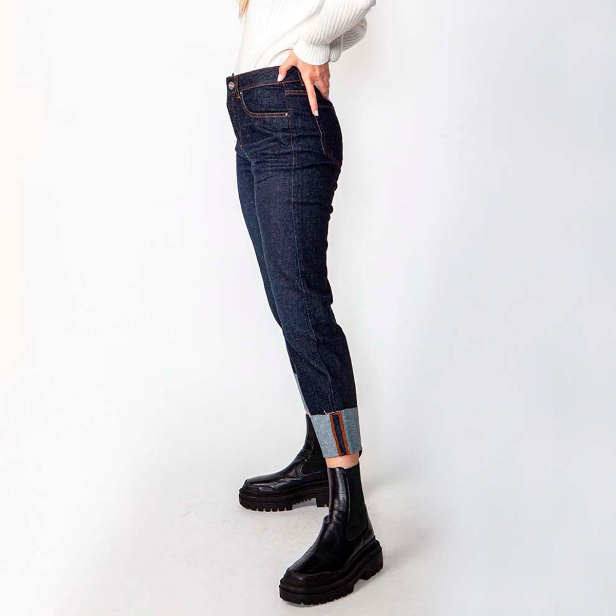 MOMCHIC - Jeans recto julieta raw