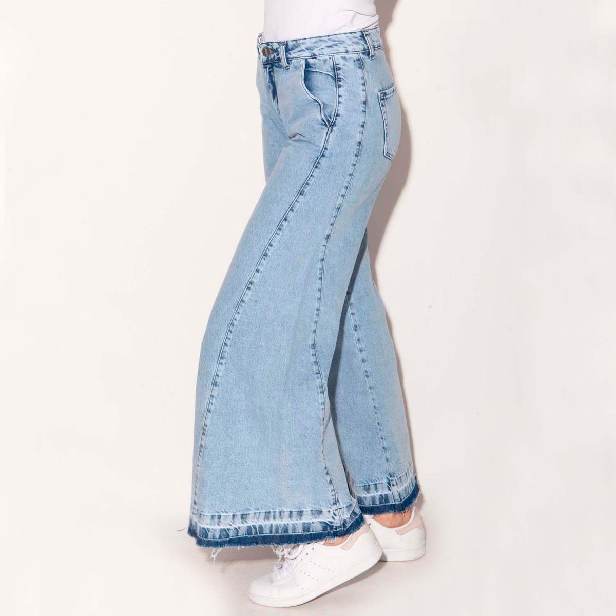 MOMCHIC - Jeans Wide Lisa Ray Celeste