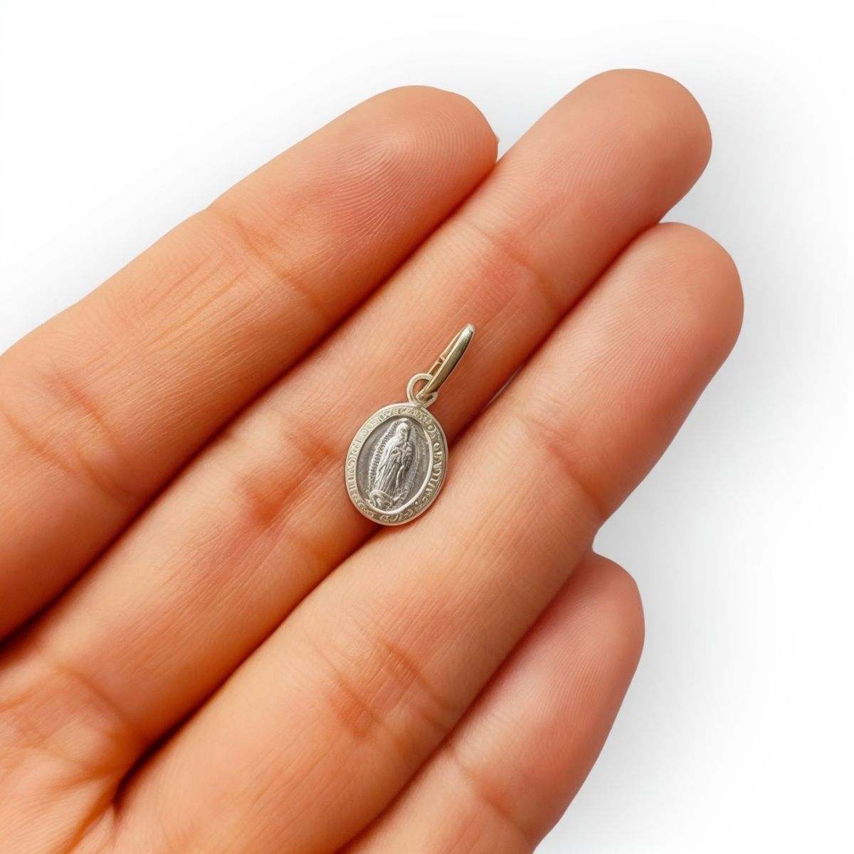 COGGIOLA - Colgante Medalla Virgen de Guadalupe Pequeña 8mm Plata Fina 925