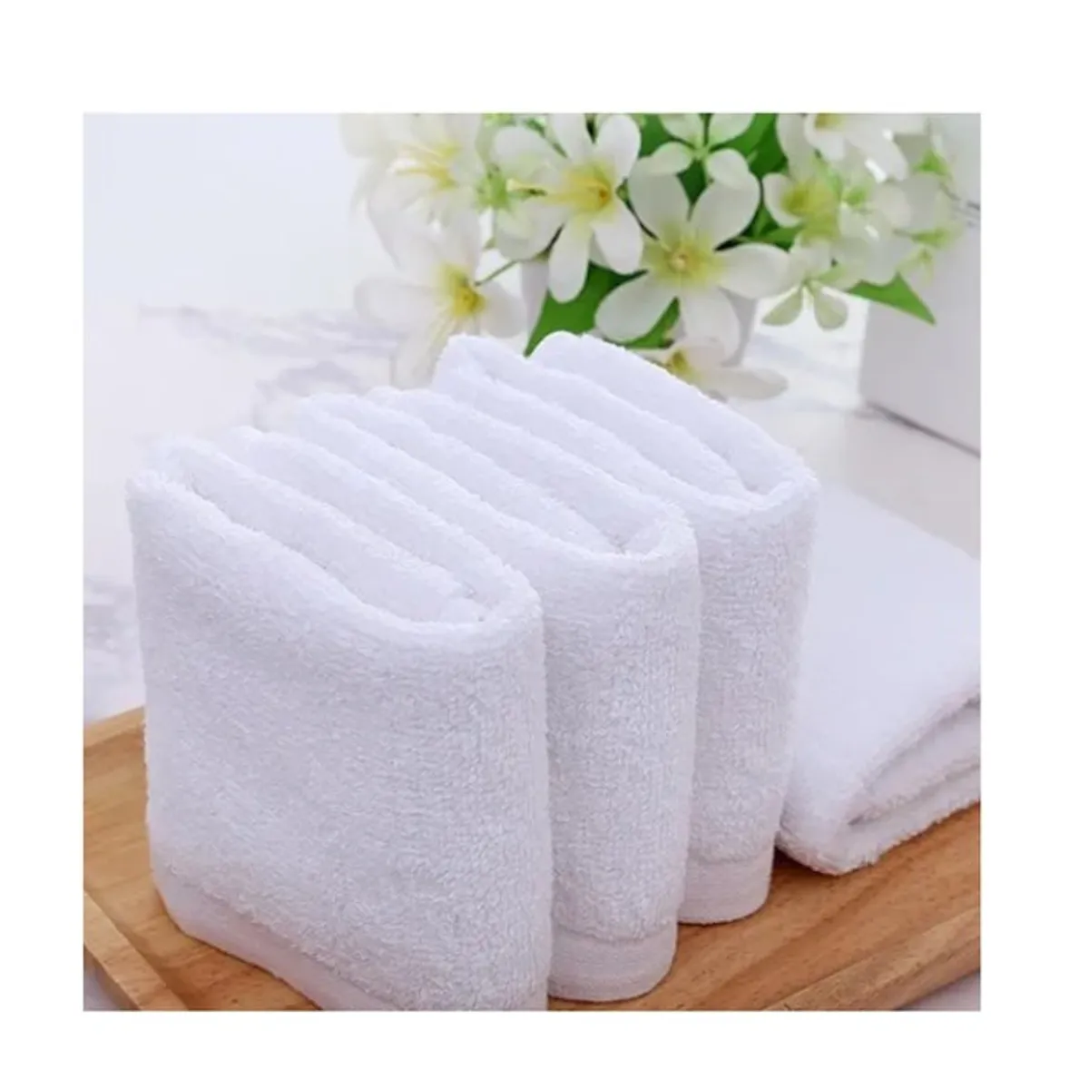 GENERICO - Set 3 Toallas De Mano De 68 X 32 Cm Color Blanco Baño