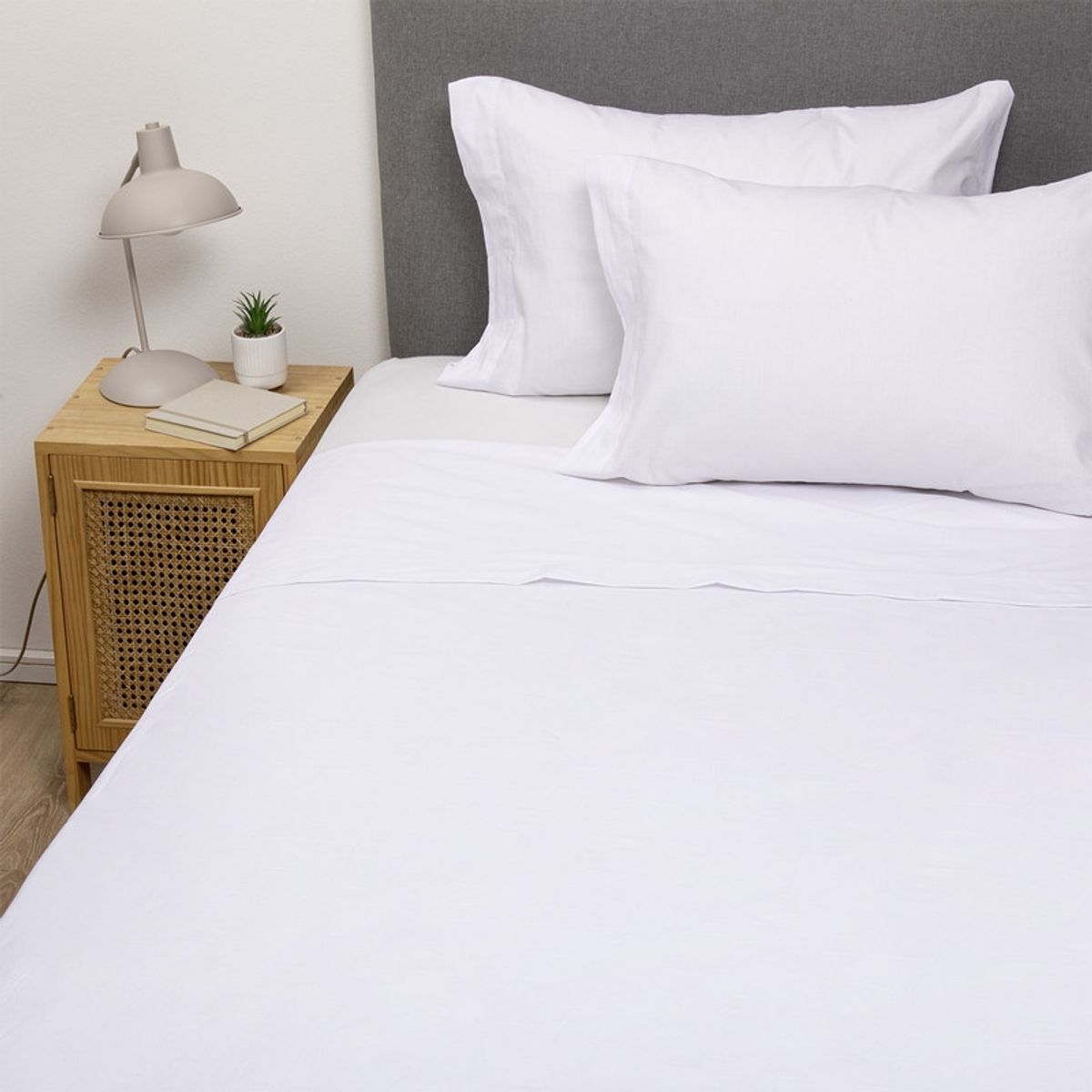 ARTHOME - PACK 2 SABANAS ARTHOME BLANCA + CELESTE 144 HILOS