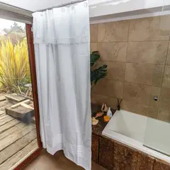 CASA CECILIA - Cortina de Baño Blanca Clásica 180x180