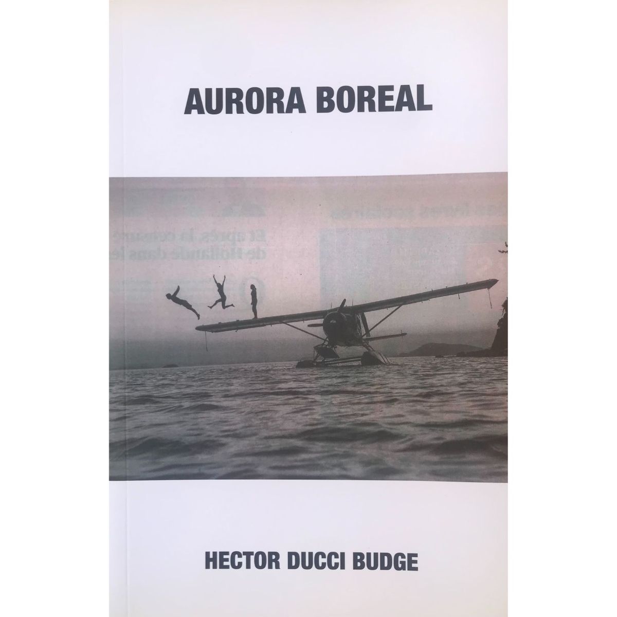 RETAILEXPRESS - Aurora Boreal - Autor(a): Hector Ducci Budge