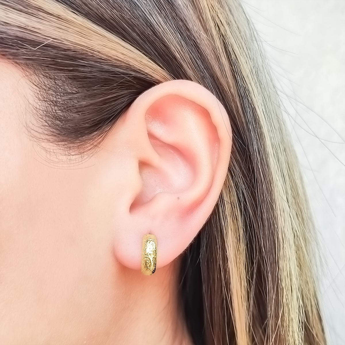 COGGIOLA - Aros Argollas Martillada 12mm Enchapada Oro 18K