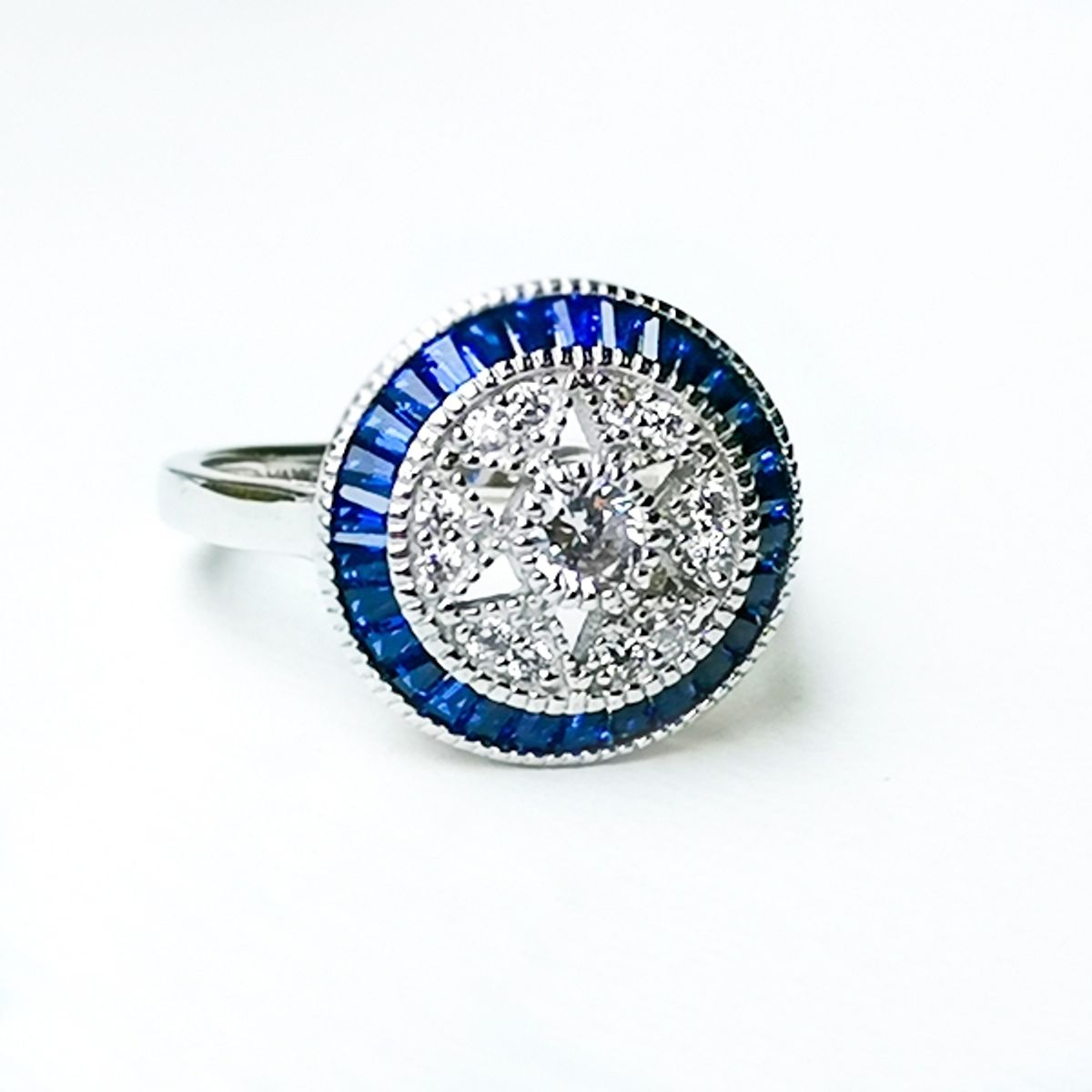 BE YOU - Anillo plata rodinado con circones y spinel